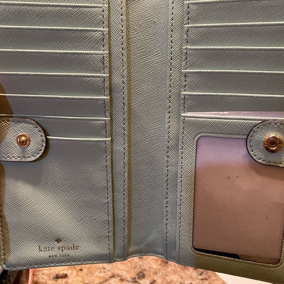 Kate Spade wallet - Picture 3 of 4